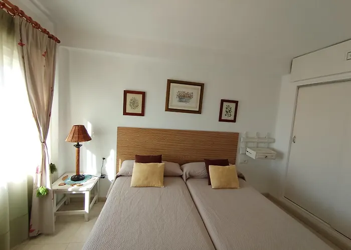 Апартаменты Coronado Centro Нерха